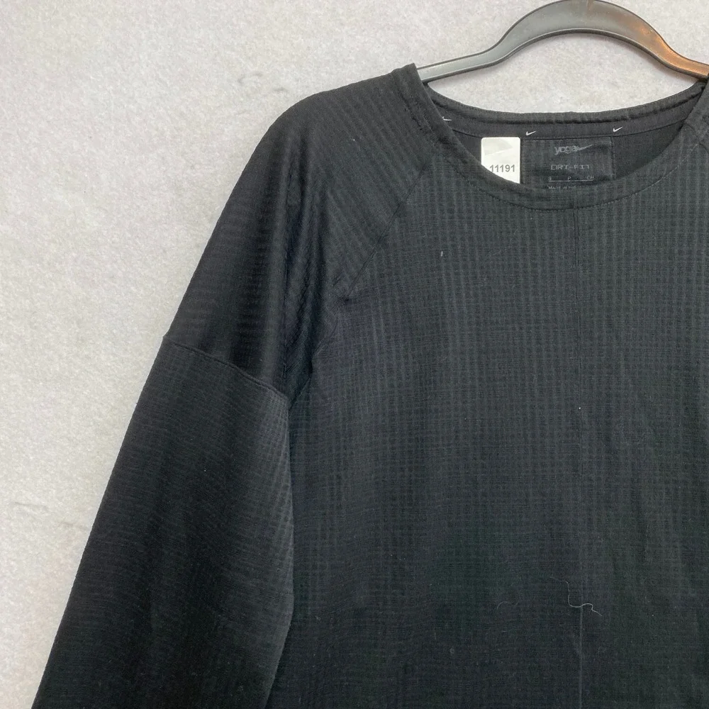 Nike Yoga Dri-FIT Top Womens Small Black Long Sleeve Textured Raglan Shirt
